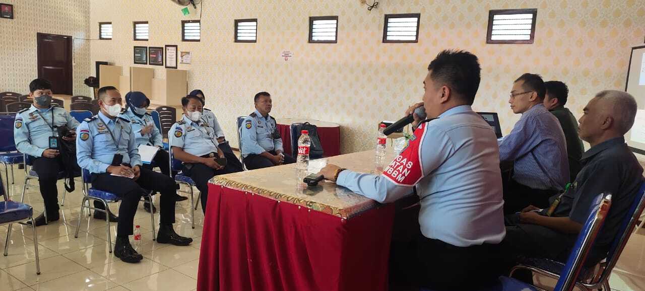 WhatsApp_Image_2022-10-12_at_11_40_30_(1).jpg